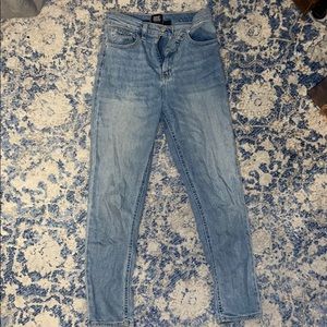 BDG girlfriend high rise cropped